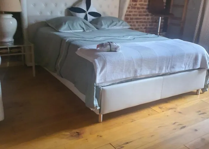 Holiday home Maison Normandie Glos-sur-Lisieux